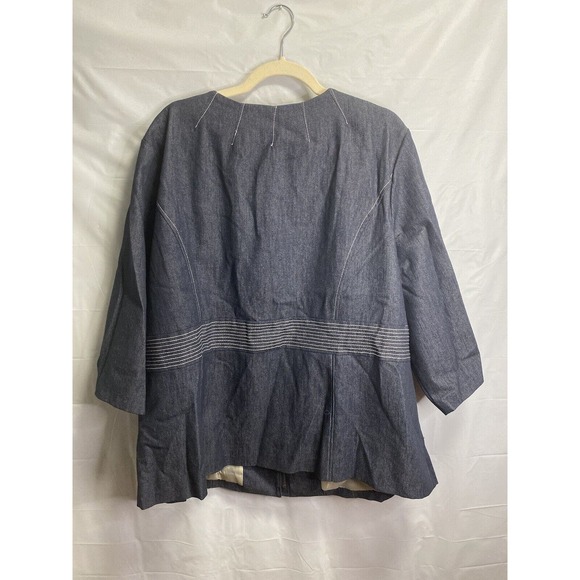 NWT Maggie Barnes Womens 2X Plus Denim Jacket Full Zip Scoop Neck Stretch - Picture 2 of 3